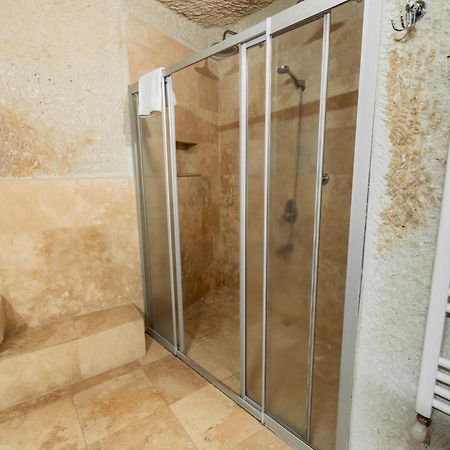 Amber Cave Suites Гьореме Екстериор снимка
