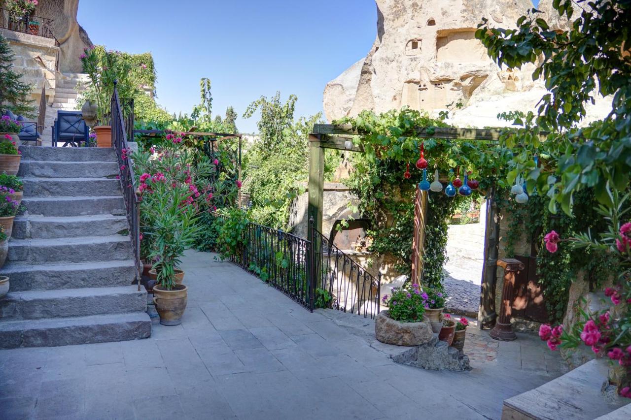 Amber Cave Suites Гьореме Екстериор снимка