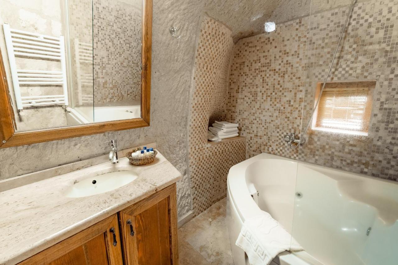 Amber Cave Suites Гьореме Екстериор снимка